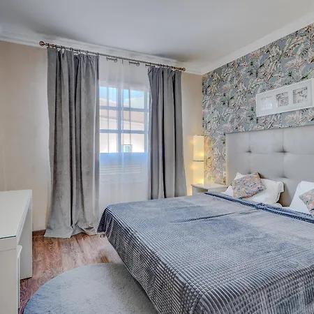 Будинок відпочинку Residencia El Duque - 1, Marius