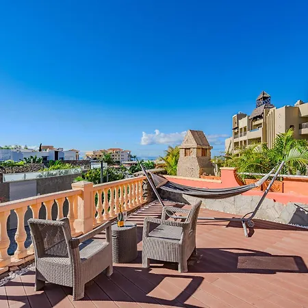 Residencia El Duque - 1, Marius Будинок відпочинку Адехе