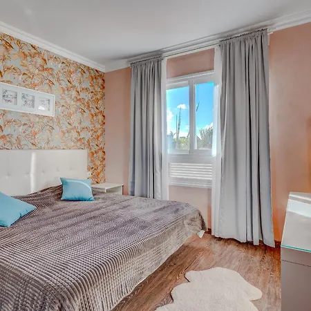 בית נופש Residencia El Duque - 1, Marius