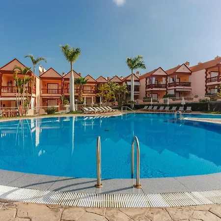 בית נופש Residencia El Duque - 1, Marius