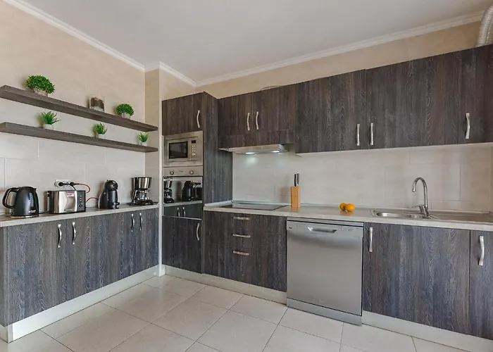 Residencia El Duque - 1, Marius Дом отдыха *