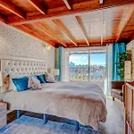 Residencia El Duque - 1, Marius أذيخي