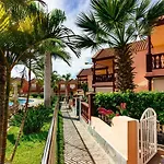 بيت للعطل Residencia El Duque - 1, Marius *